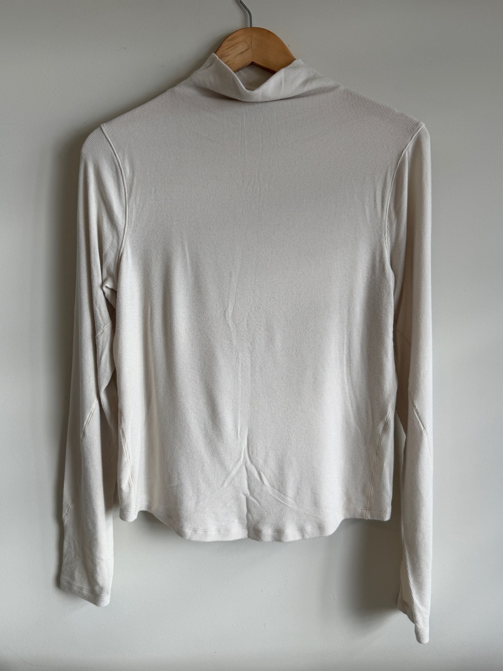 lululemon athletica Cream Long-Sleeve Turtleneck Top